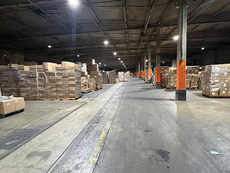 Realistic View of US Overseas Warehouse